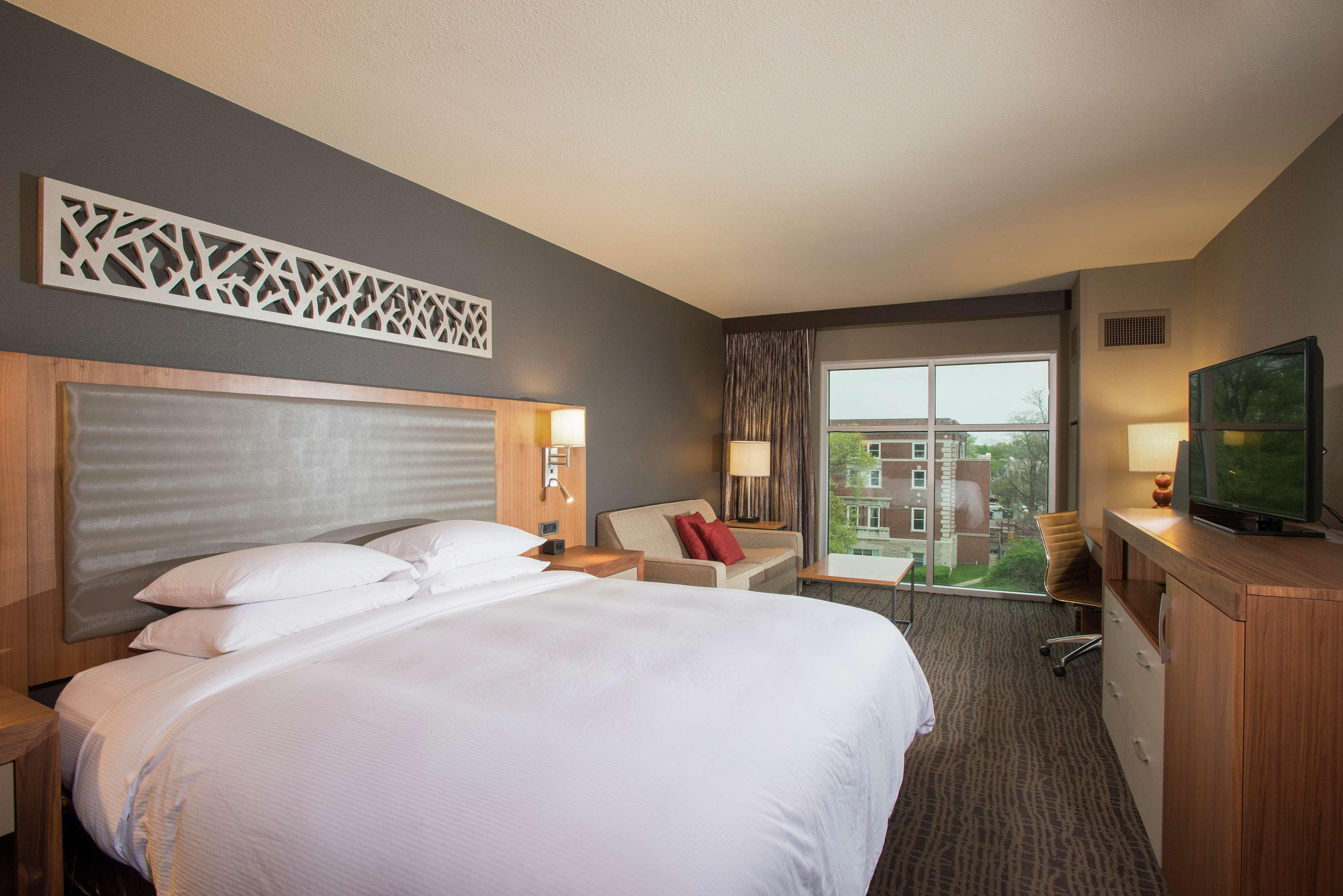 The Broadway Columbia - A Doubletree By Hilton Hotel Exterior foto